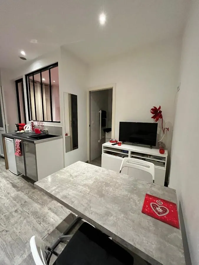 Studio Tout Equipe Avec Chambre Independante Aix-les-Bains